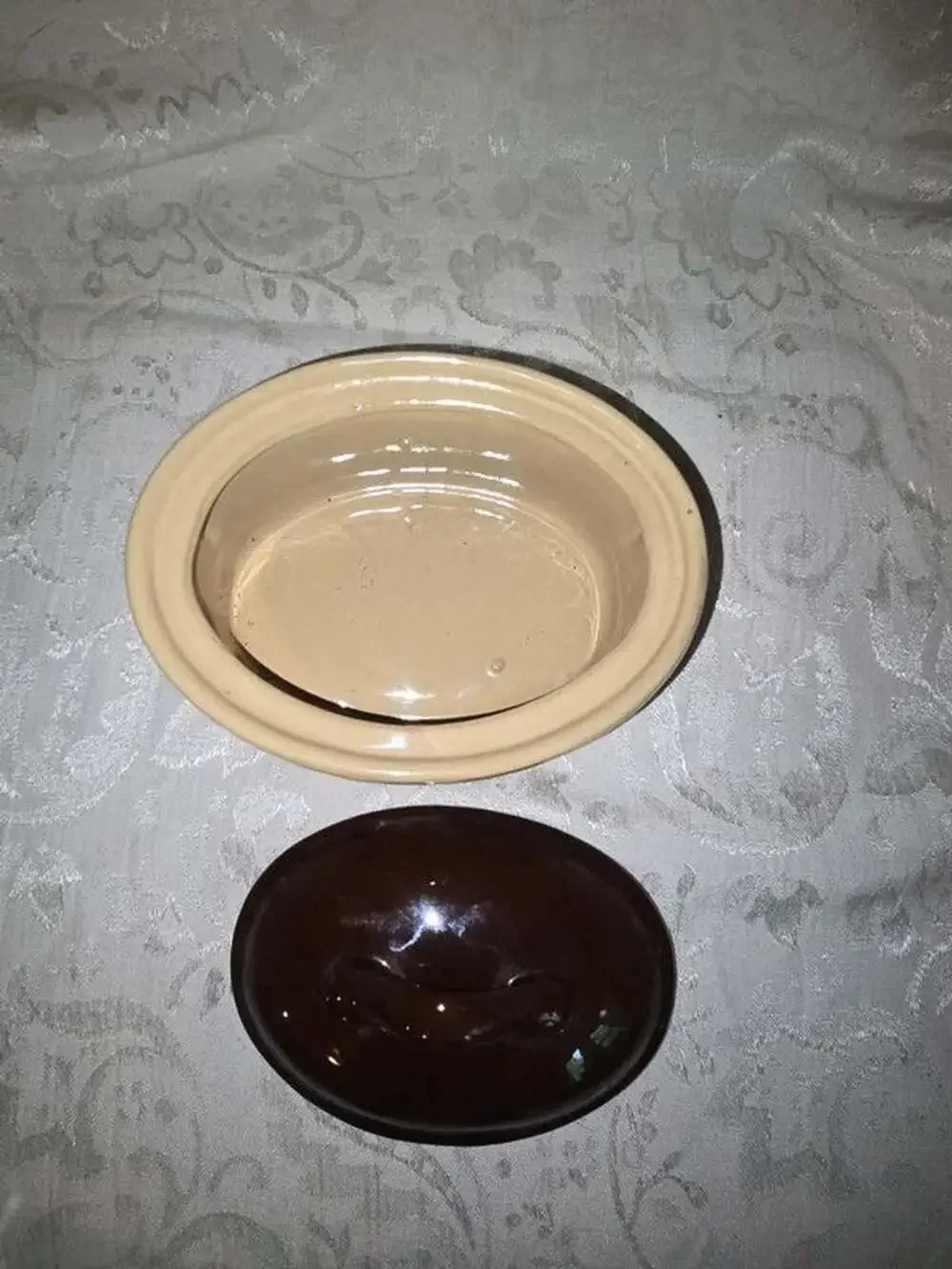6.5x4 inch crock in a basket